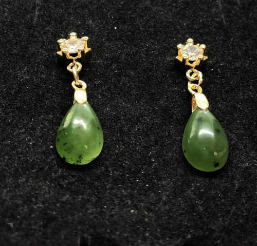 Clous d'oreilles en Jade vert olive