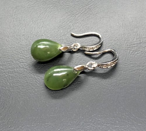 Boucles d’oreilles de Jade vert olive