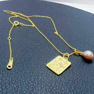 Collier Porte-Bonheurs & Perle Rose