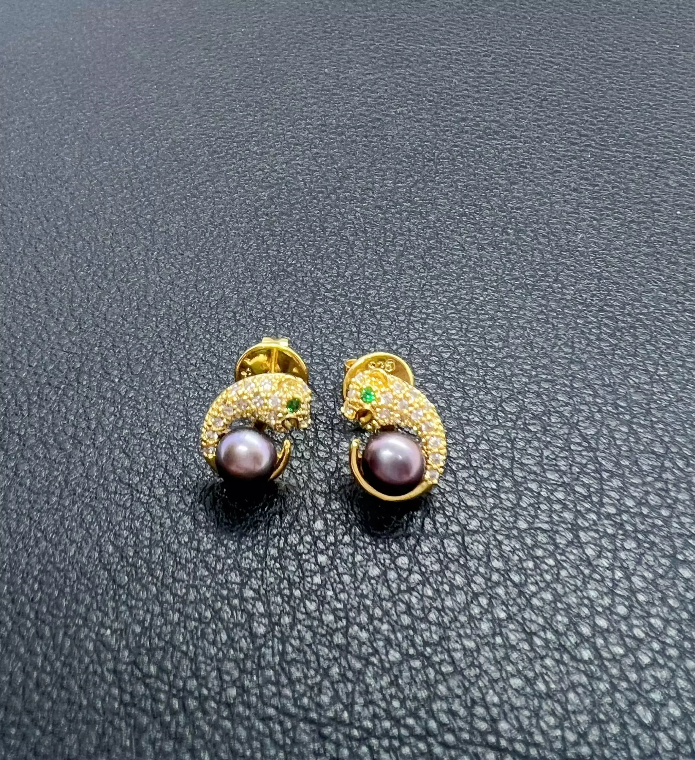 Puces d’oreilles Panthère Prune Dorée