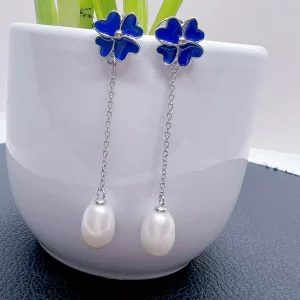 Boucles Trèfle Bleu & Perles Blanches