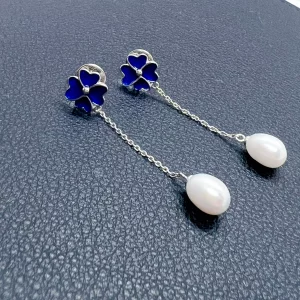 Boucles Trèfle Bleu & Perles Blanches