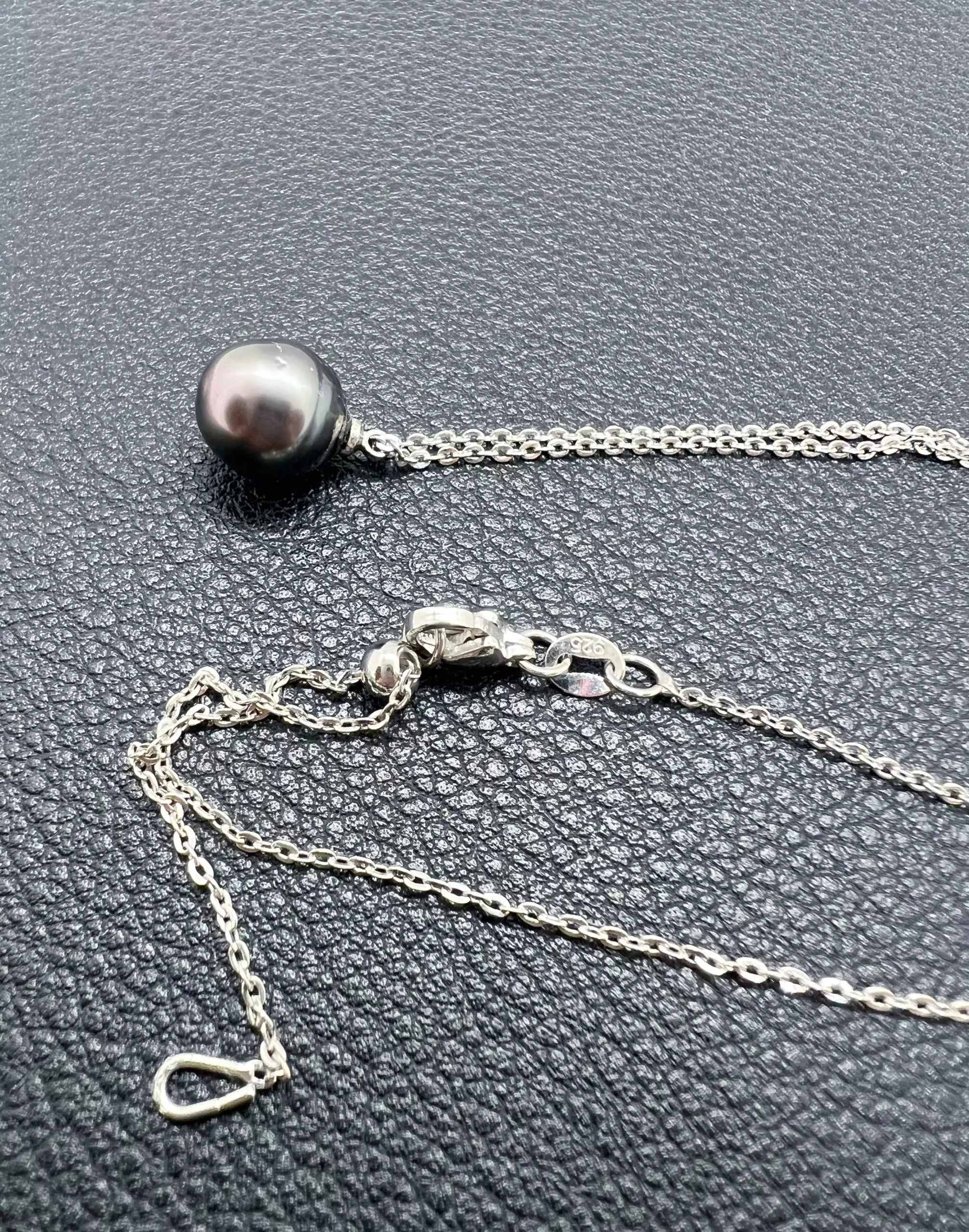 Pendentif perle de Tahiti Nuit prune