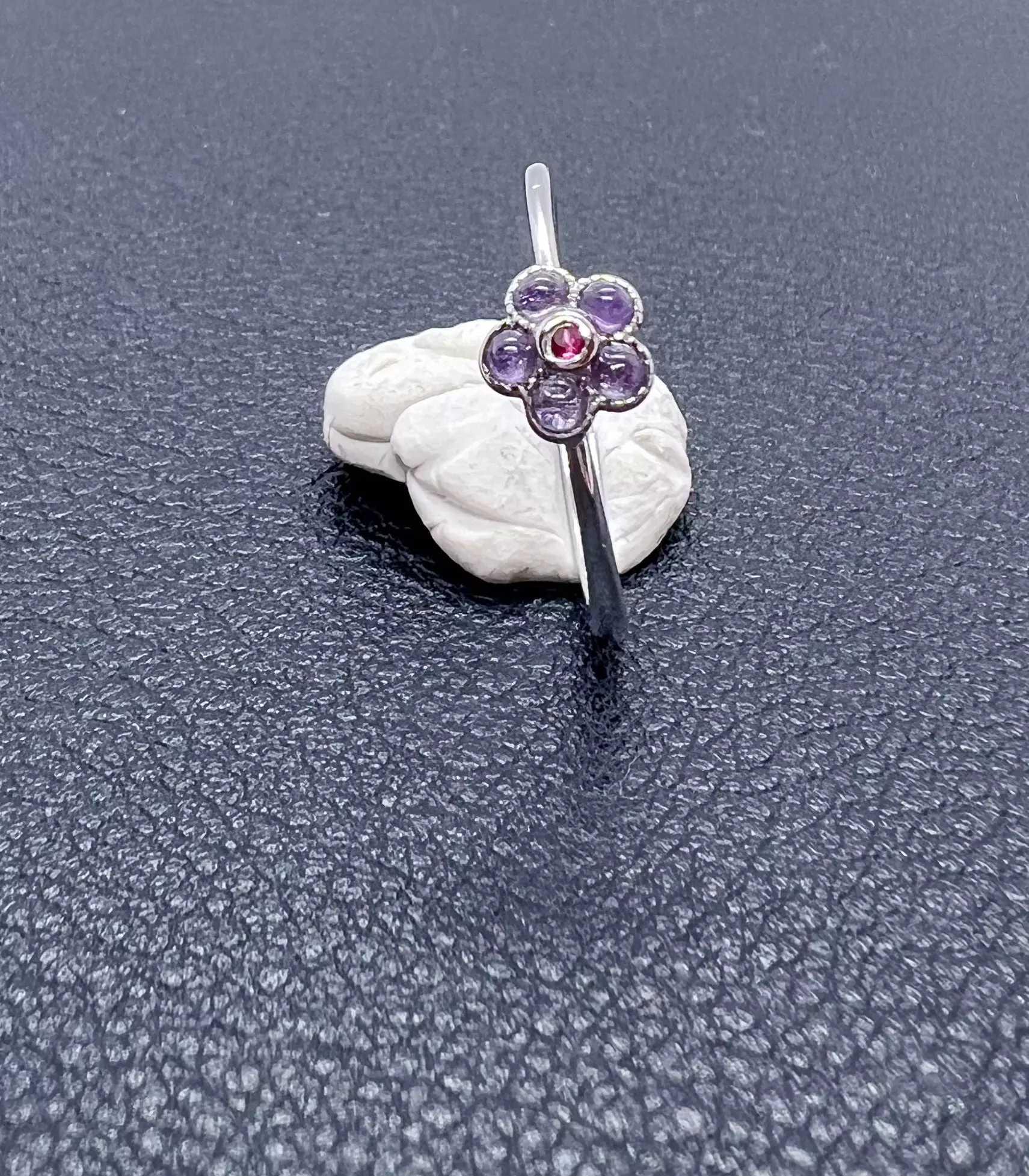 Bague Fleur Améthyste & Grenat