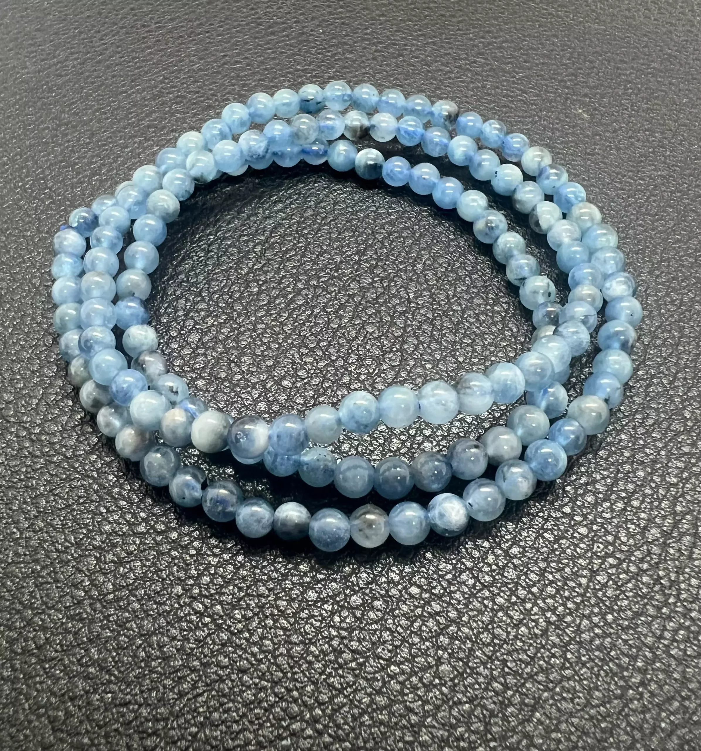 Bracelet 3 tours Brume d’Aigue-Marine