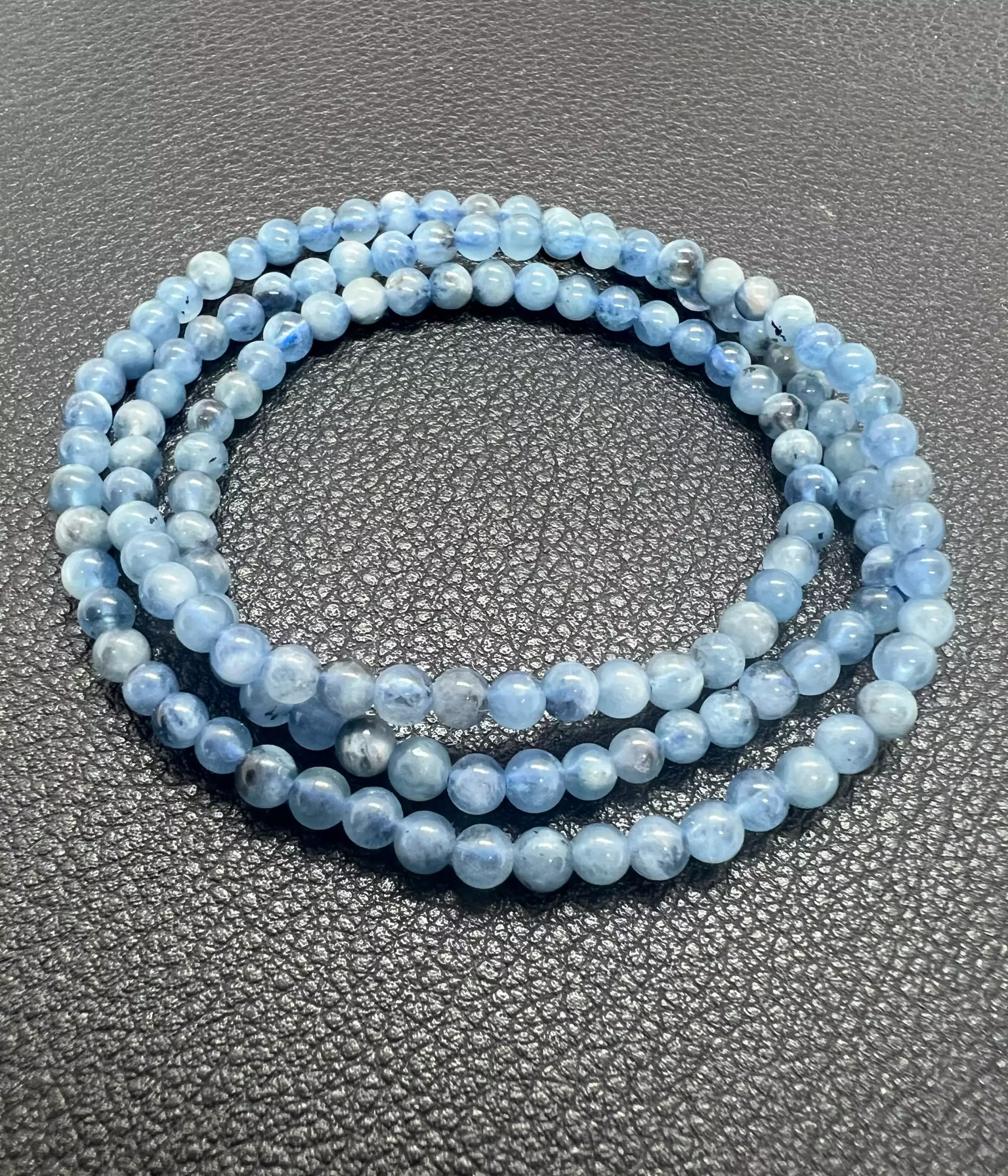 Bracelet 3 tours Brume d’Aigue-Marine