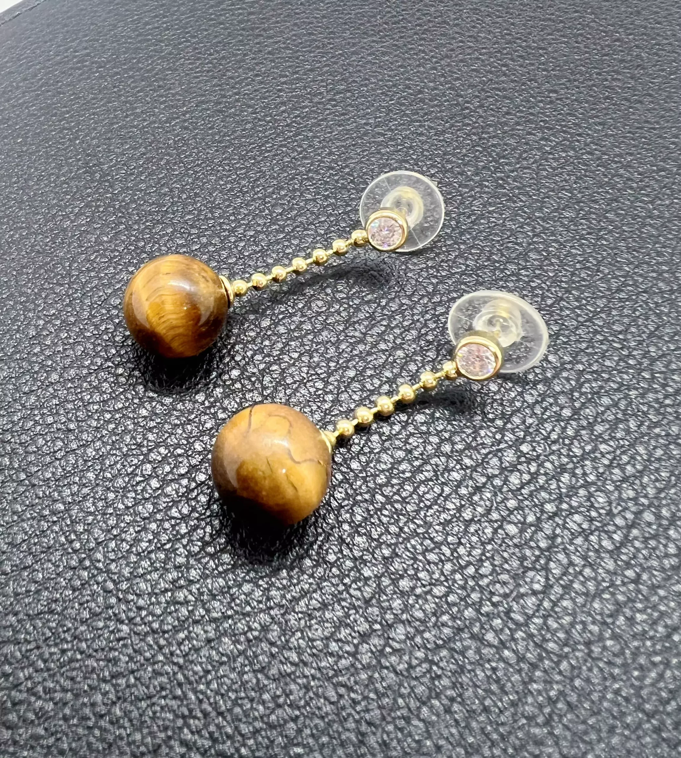 Boucles d’oreilles Œil de Tigre & Zircon