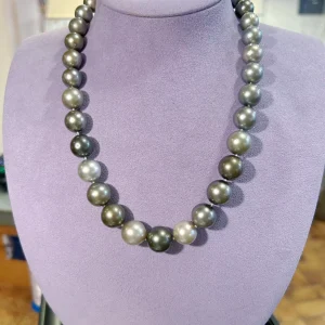Impériale des Mers — Collier perles de Tahiti de 12 à 14 mm